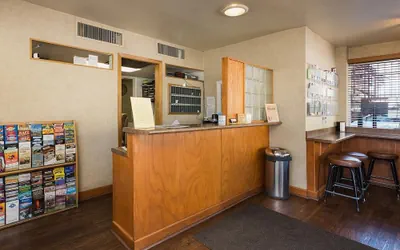 Photo 4 - Durango Lodge
