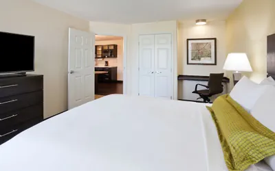 Photo 4 - Candlewood Suites Dickinson ND by IHG