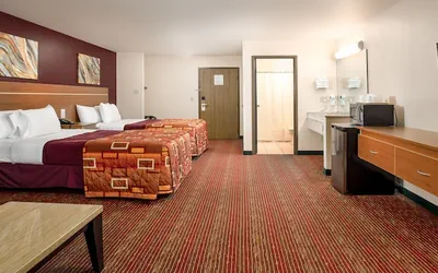 Photo 5 - Grand Marquis Waterpark Hotel & Suites