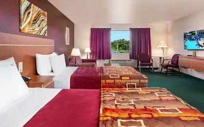 Photo 4 - Grand Marquis Waterpark Hotel & Suites