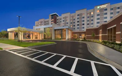 Photo 2 - Embassy Suites by Hilton Chicago Naperville