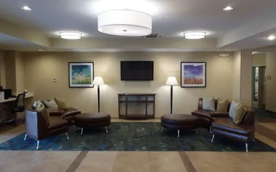 Photo 4 - Candlewood Suites College Station At University by IHG
