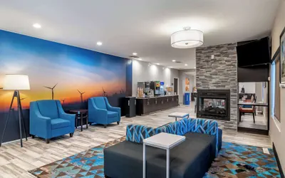 Photo 4 - Comfort Inn & Suites Emporia