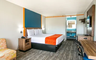 Photo 5 - Jubilee Inn