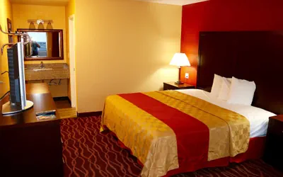 Photo 4 - Holiday Lodge Salem,OR