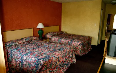Photo 3 - Holiday Lodge Salem,OR