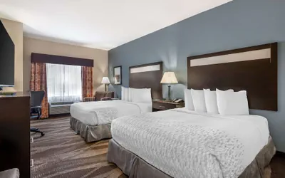 Photo 4 - Best Western Plus Lake Jackson Inn & Suites