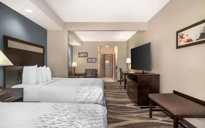 Photo 5 - Best Western Plus Lake Jackson Inn & Suites