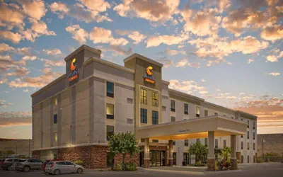 Photo 2 - Comfort Suites Las Cruces I-25 North