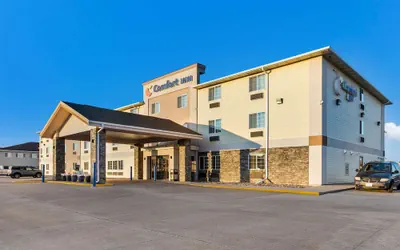 Photo 2 - Comfort Inn Yankton SD