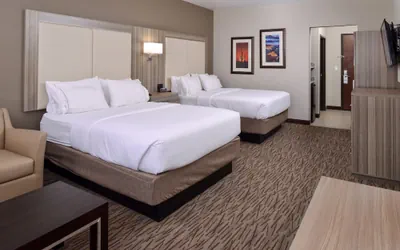 Photo 5 - Holiday Inn Express & Suites Williams by IHG