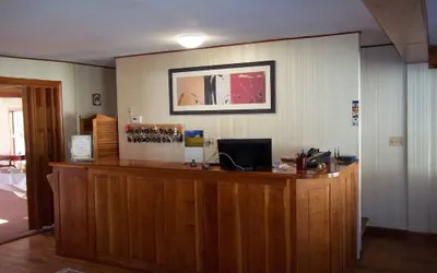 Photo 4 - Weathervane Motel