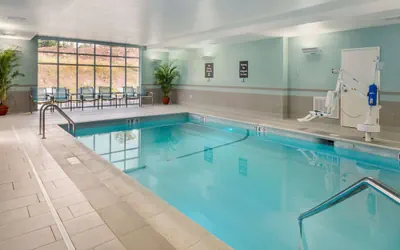 Photo 2 - Homewood Suites by Hilton Gateway Hills Nashua