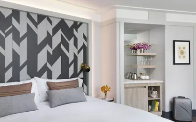 Photo 3 - The Tillary Hotel