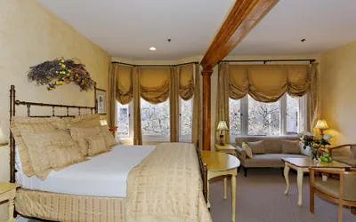 Photo 2 - Hotel Sausalito