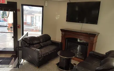Photo 5 - Gurnee Motel