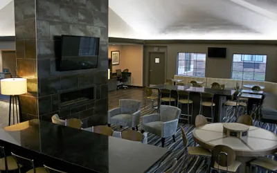 Photo 5 - Super 8 by Wyndham Copley Akron