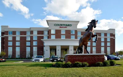 Courtyard by Marriott Youngstown Canfield