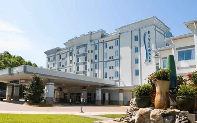 Photo 2 - Riverwalk Casino Hotel