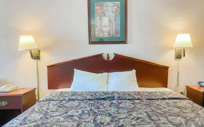 Photo 5 - OYO Hotel East Macon I-75