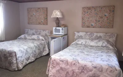 Photo 2 - Captain's Cove Motel