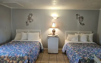 Photo 3 - Captain's Cove Motel