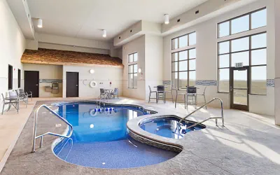 Photo 2 - ClubHouse Hotel & Suites - Rapid City