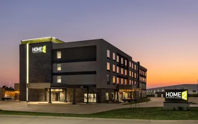 Photo 2 - Home2 Suites By Hilton Altoona Des Moines