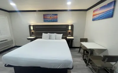 Photo 3 - Escondido Lodge