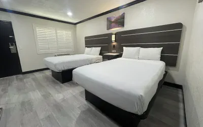 Photo 5 - Escondido Lodge