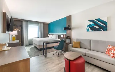 Photo 2 - Comfort Suites Fort Myers East I-75