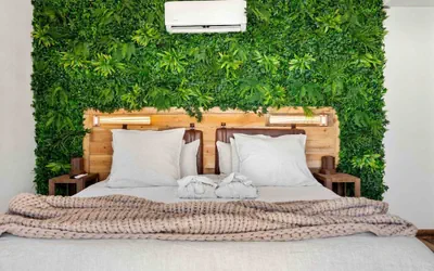 Photo 5 - Romantic Luxury Retreat-hot/cold pool & sauna