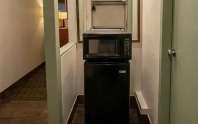 Photo 4 - Galesburg Extended Stay I-74 (Newly Renovated)