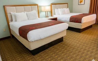 Photo 5 - Galesburg Extended Stay I-74 (Newly Renovated)