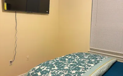 Photo 3 - NWK 457 ROOM 112-B