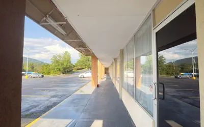 OYO Hotel Harriman near I-40