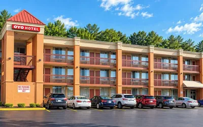 Photo 2 - OYO Hotel Harriman near I-40