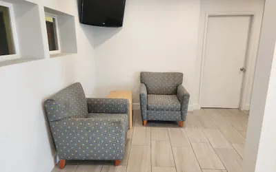 Photo 3 - MetroParc 'nSuites