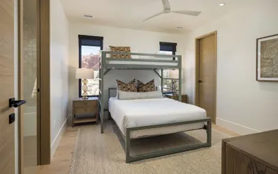 Photo 3 - Lionsback Resort