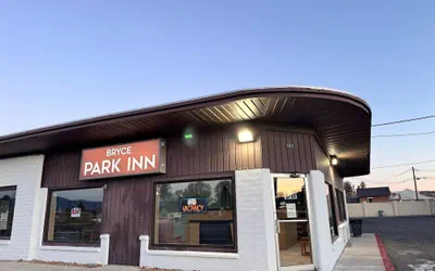 Photo 2 - Bryce Park Inn