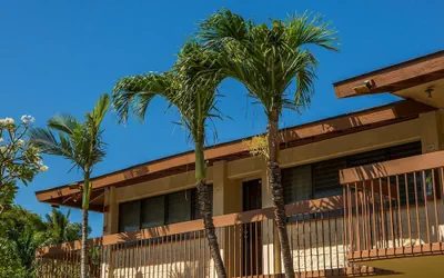 Waiohuli Beach Hale Ocean View Condos with Parking