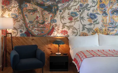 Photo 2 - Talbot Commons Hotel