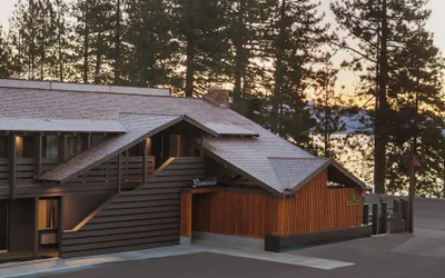 Photo 2 - evo Hotel Tahoe City