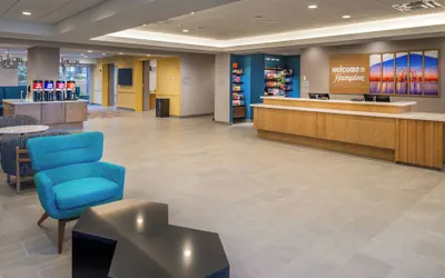 Photo 2 - Hampton Inn By Hilton St Louis Airport