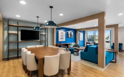 Photo 5 - Everhome Suites Bastrop By Choice Hotels