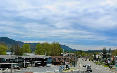 The Lake George Inn