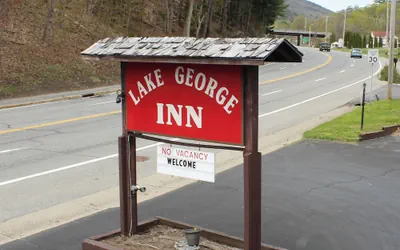 Photo 2 - The Lake George Inn