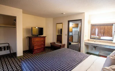 Photo 4 - Blue Way Inn & Suites Minneapolis Airport Eagan - Mall of America