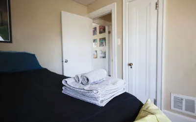 Photo 2 - Evanston BnB