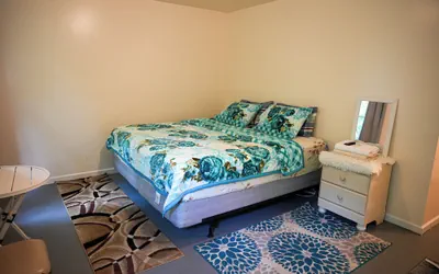 Photo 2 - Divine Villa and Resorts- 67 Sherman Ave